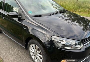 VW Polo 136.000 km 6.499 &euro; Estenfeld 97230