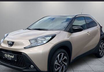 Toyota Aygo (X) 1.500 km 16.990 &euro; Würzburg 97076