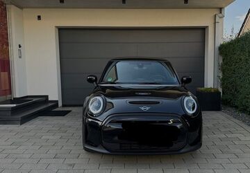 Mini Cooper SE 60.000 km 20.298 &euro; Kürnach 97273