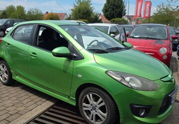 Mazda 2 300.000 km 1.900 &euro; Randersacker 97236