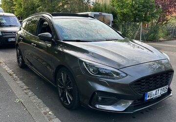 Ford Focus 179.000 km 8.900 &euro; Würzburg 97078