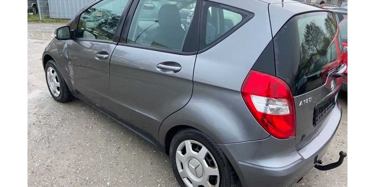 Mercedes-Benz A 180 272.000 km 1.350 &euro; Kitzingen 97318