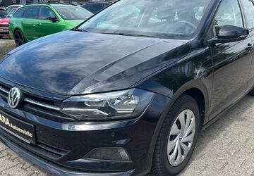 VW Polo 181.000 km 7.950 &euro; Karlstadt 97753