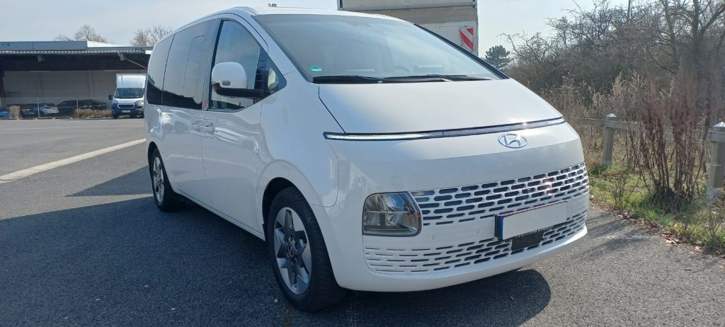 Hyundai STARIA 59.950 km 36.850 &euro; Grafenrheinfeld 97506