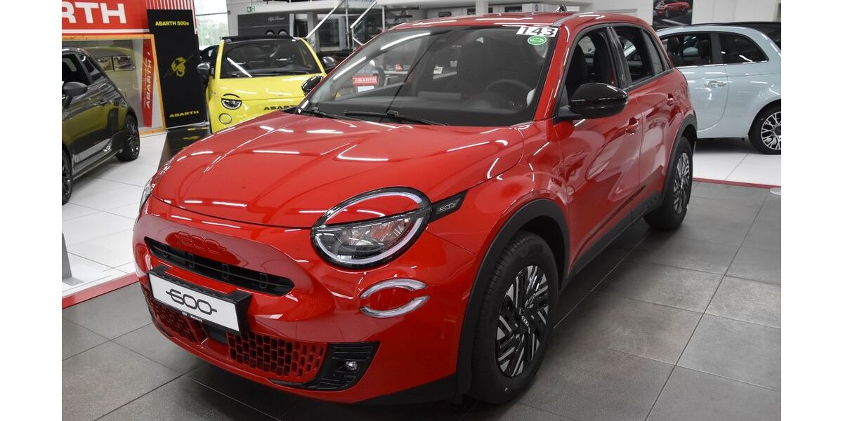 Fiat 600e 12.000 km 31.590 &euro; Würzburg 97076