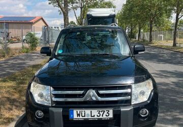 Mitsubishi Pajero 246.000 km 9.899 &euro; würzburg 97084