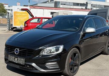 Volvo V60 273.135 km 7.490 &euro; Würzburg 97076