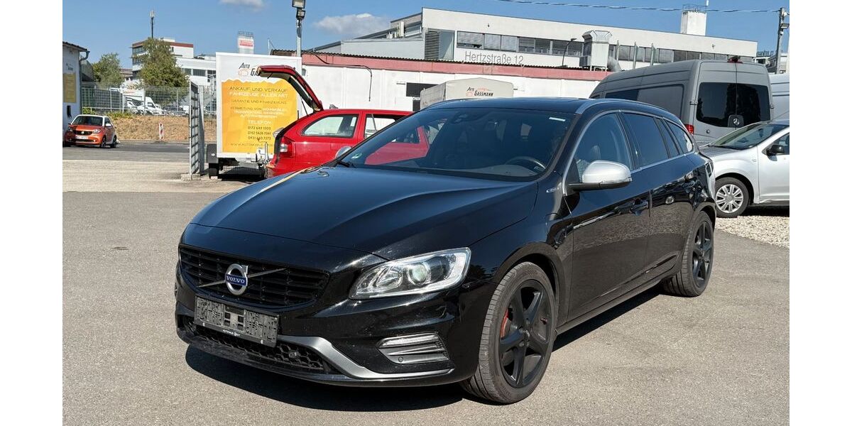 Volvo V60 273.135 km 7.490 &euro; Würzburg 97076