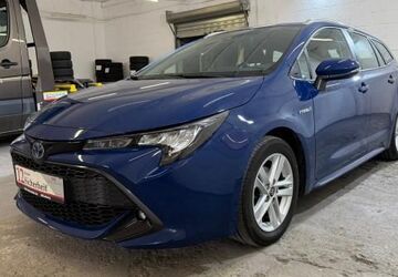 Toyota Corolla 90.400 km 16.990 &euro; Würzburg 97074