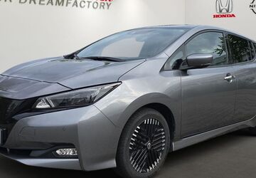 Nissan Leaf 40.000 km 16.900 &euro; Würzburg 97076