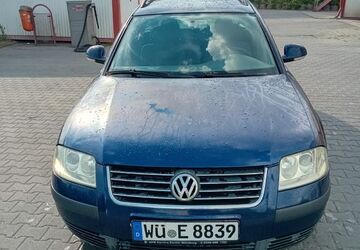 VW Passat Variant 296.000 km 2.850 &euro; Würzburg 97072