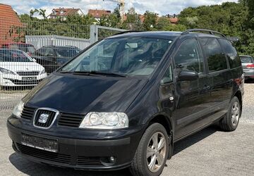 Seat Alhambra 339.085 km 2.499 &euro; Würzburg 97076