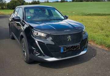 Peugeot e-2008 41.000 km 18.100 &euro; Karbach 97842