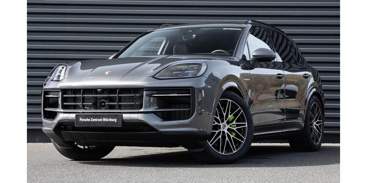 Porsche Cayenne 23.900 km 108.890 &euro; Estenfeld 97230